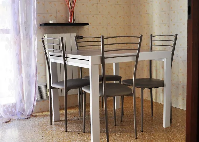 Viale Repubblica 307 4 * Pietra Ligure