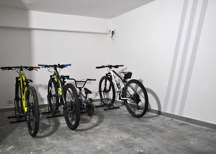 Viale Repubblica 307 4 * Pietra Ligure