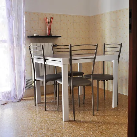 Viale Repubblica 307 4 * Pietra Ligure