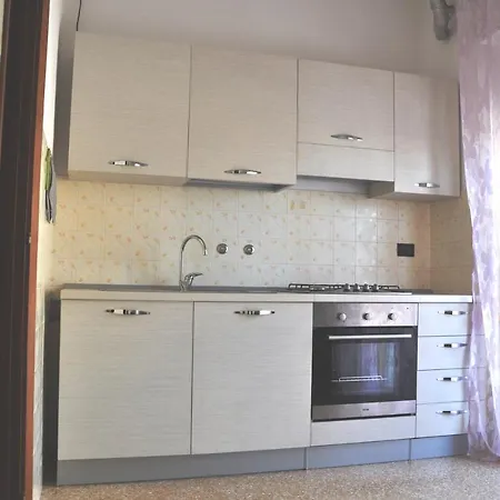 Appartement Viale Repubblica 307 4 *