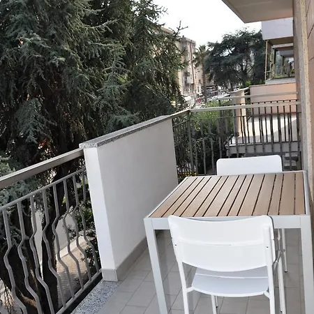 Appartement Viale Repubblica 307 4